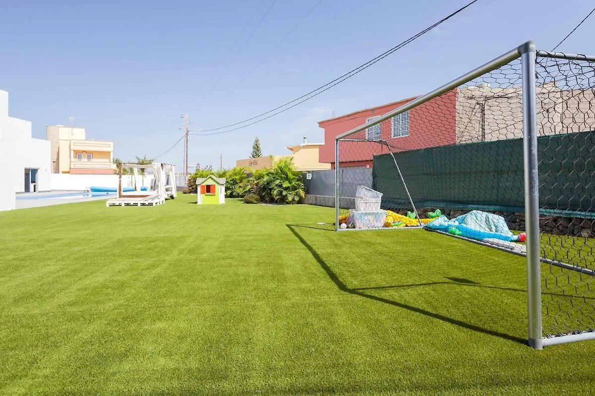 Independent Villa With An Immense Heated Pool! Oroteanda Baja