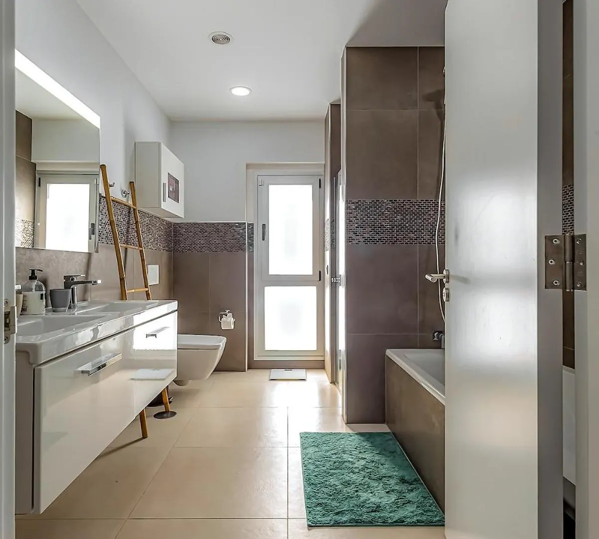 Independent Villa With An Immense Heated Pool! Oroteanda Baja
